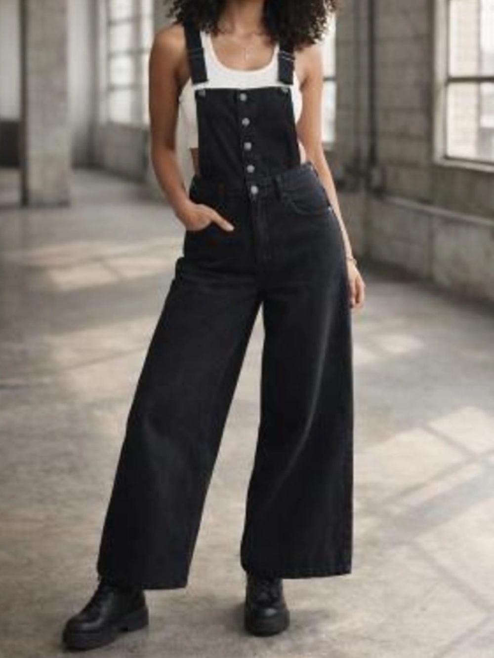Universal Thread Black Wide-Leg Denim Overalls
